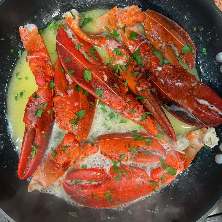 Steamed Lobster Claws - Il Porto Ristorante, Brooklyn, NY