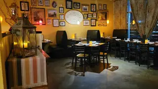 Una foto del restaurante Ambrosia Bistro & Wine Bar
