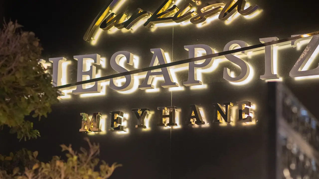 Hesapsız Meyhane, Dubai, Dubai
