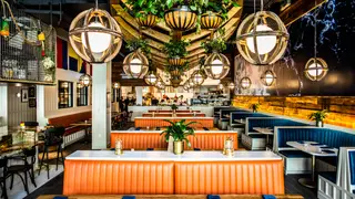 Una foto del restaurante Plank Provisions - Austin