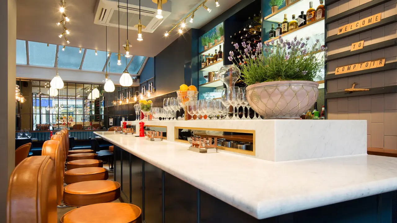 Blandford Comptoir, London, 