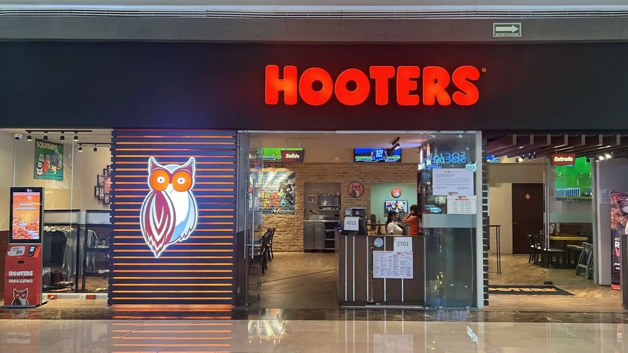 Hooters - Centro Santa Fe, Ciudad de México, CDMX