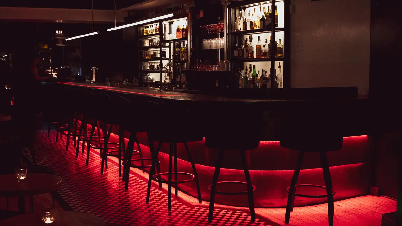 Jules Bar, Montréal, QC