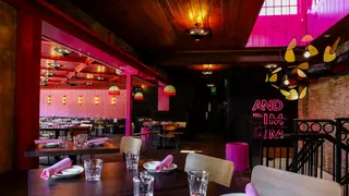 Una foto del restaurante And Dim Sum