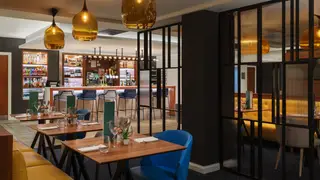 Una foto del restaurante The bistro @ Courtyard By Marriott Glasgow Airport