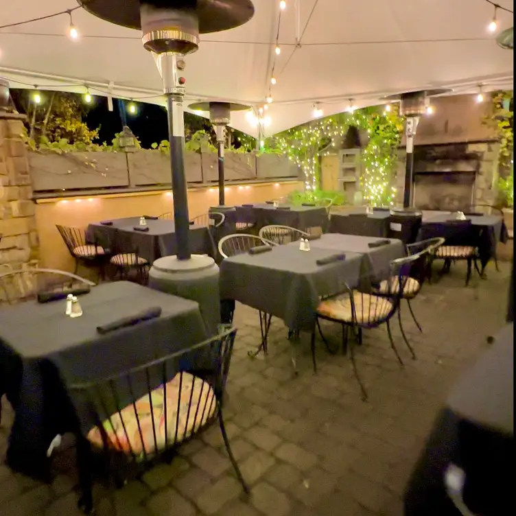 The Independent Restaurant and Bar, Placerville, CA