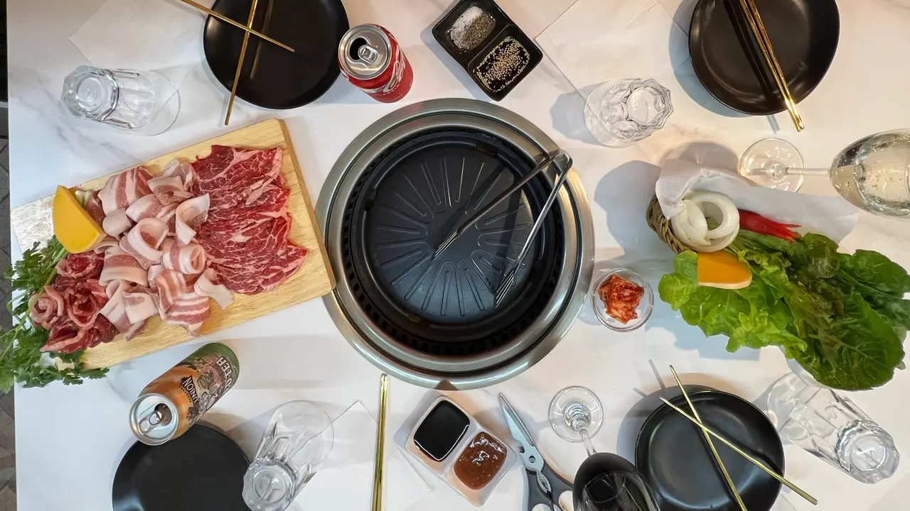 D'viet House Korean BBQ Grill, Airlie Beach, AU-QLD