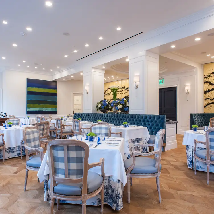 The Belvedere at The Peninsula Beverly Hills Restaurant Beverly