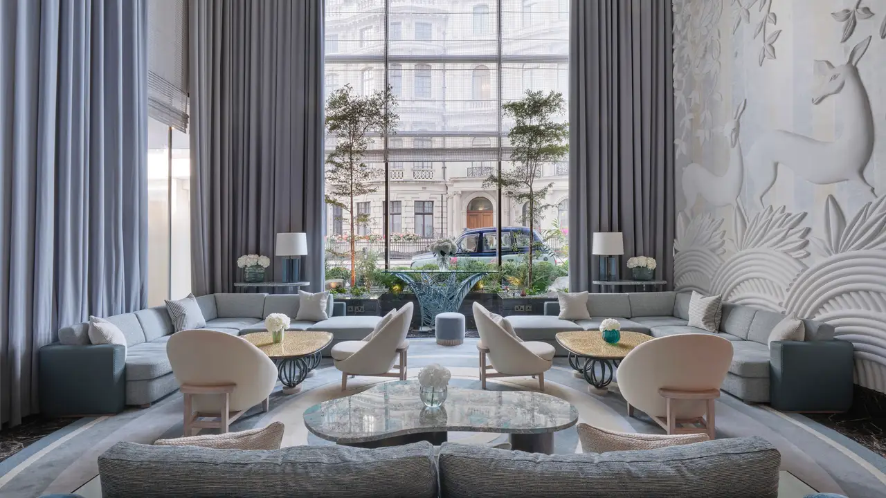 Pavyllon Lounge, London, Greater London