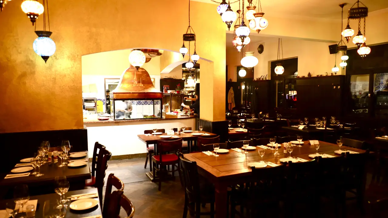 Der Gastraum des Harems - Restaurant Harem - The Art Of Turkish Cuisine, München, BY