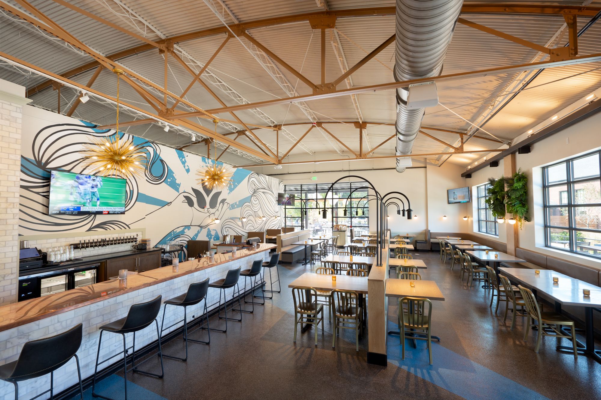 North High Brewing - Westerville interior