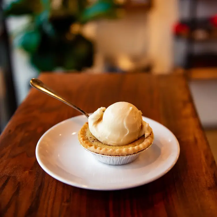 Cafe Momentum - Dallas, Dallas, TX