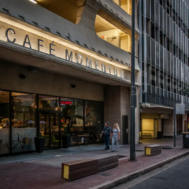 Cafe Momentum - Dallas, Dallas, TX