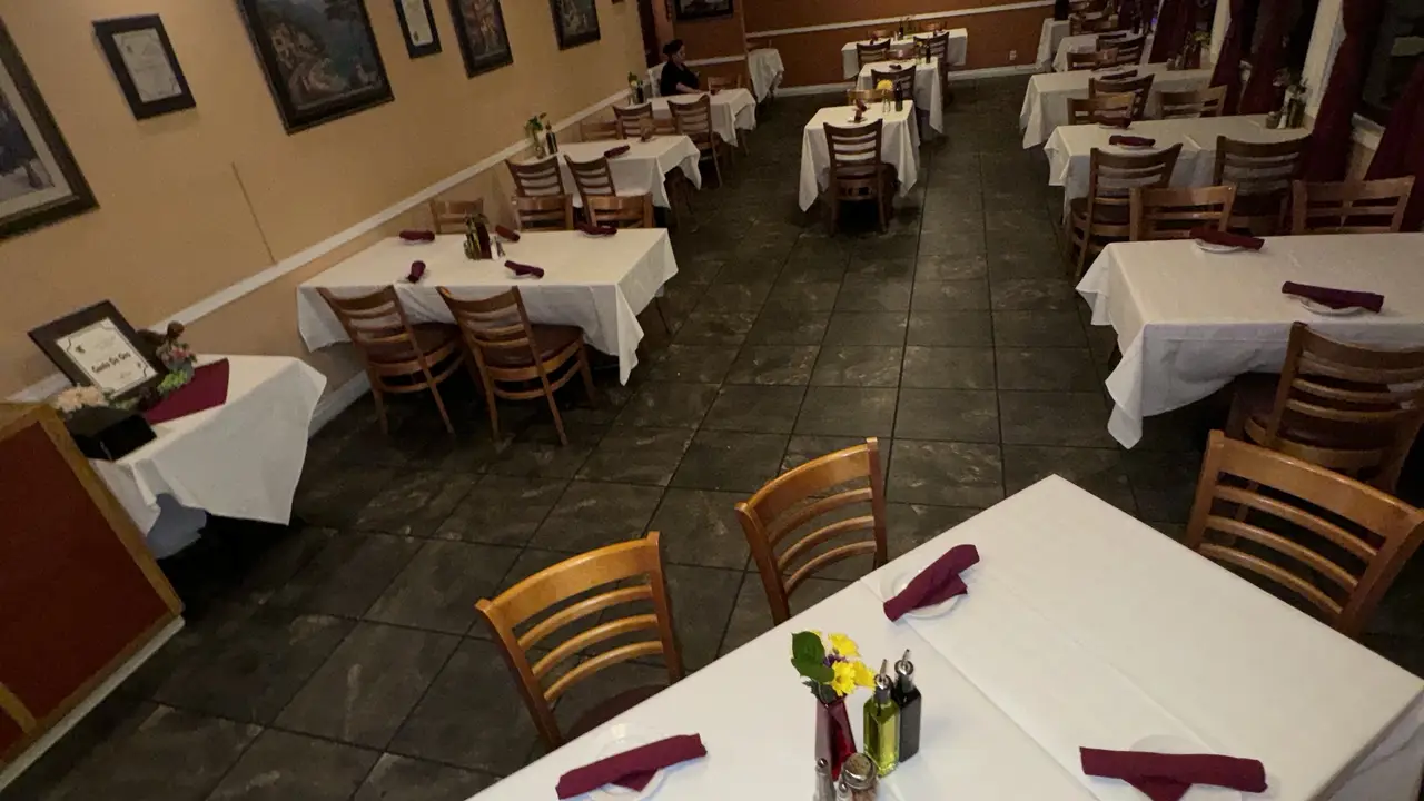 Gusto D'Oro Italian Cuisine, Yorba Linda, CA