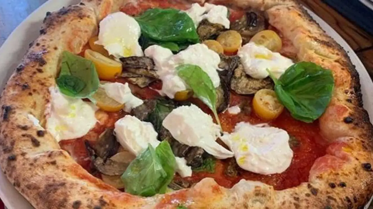 Tatà Pizzeria Ristorante, Rome, LA