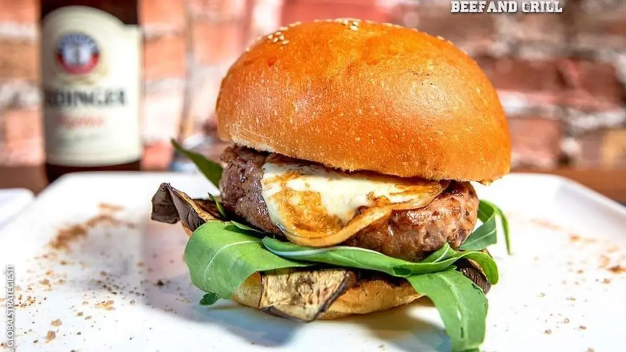 Dambo Beef and Grill, Naples, CM