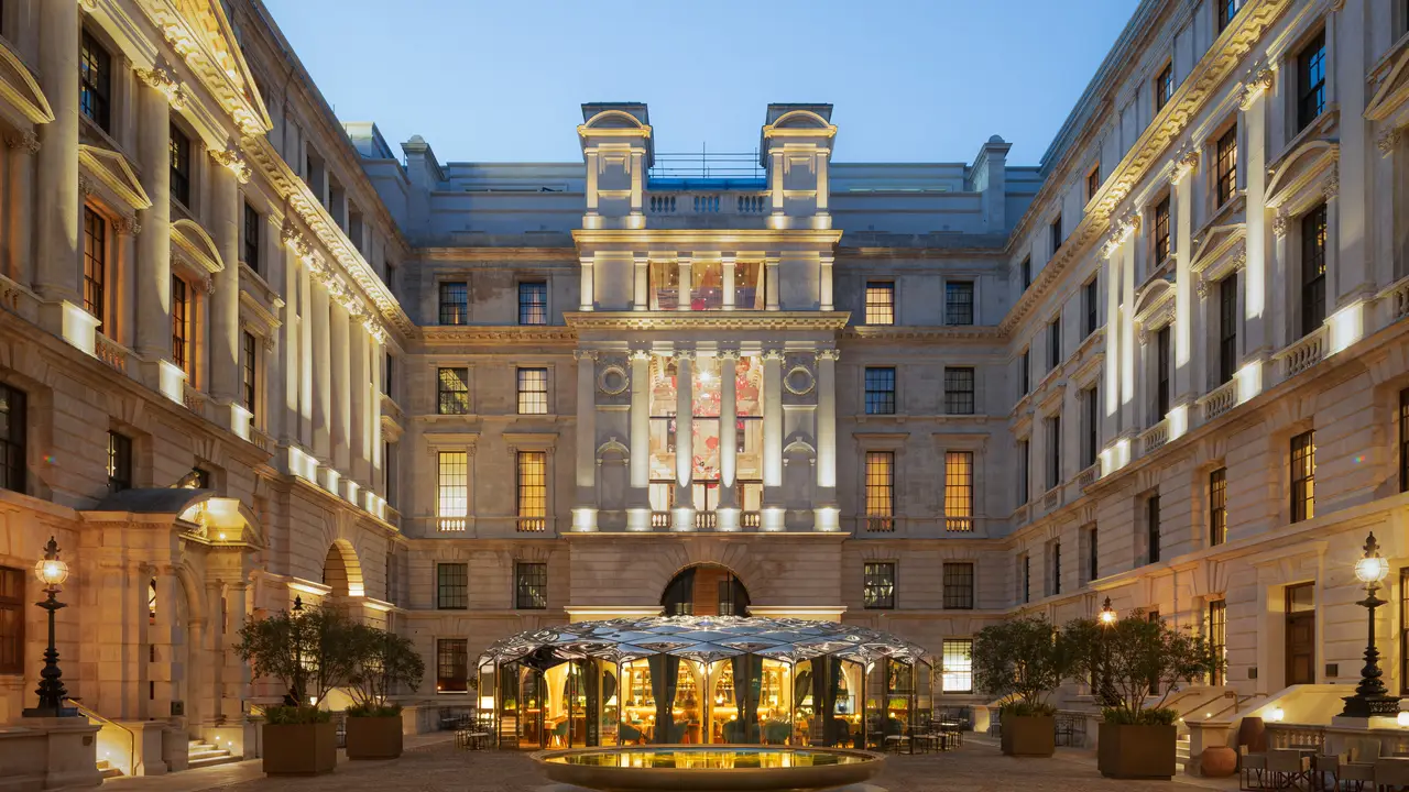 Café Lapérouse, London, Greater London