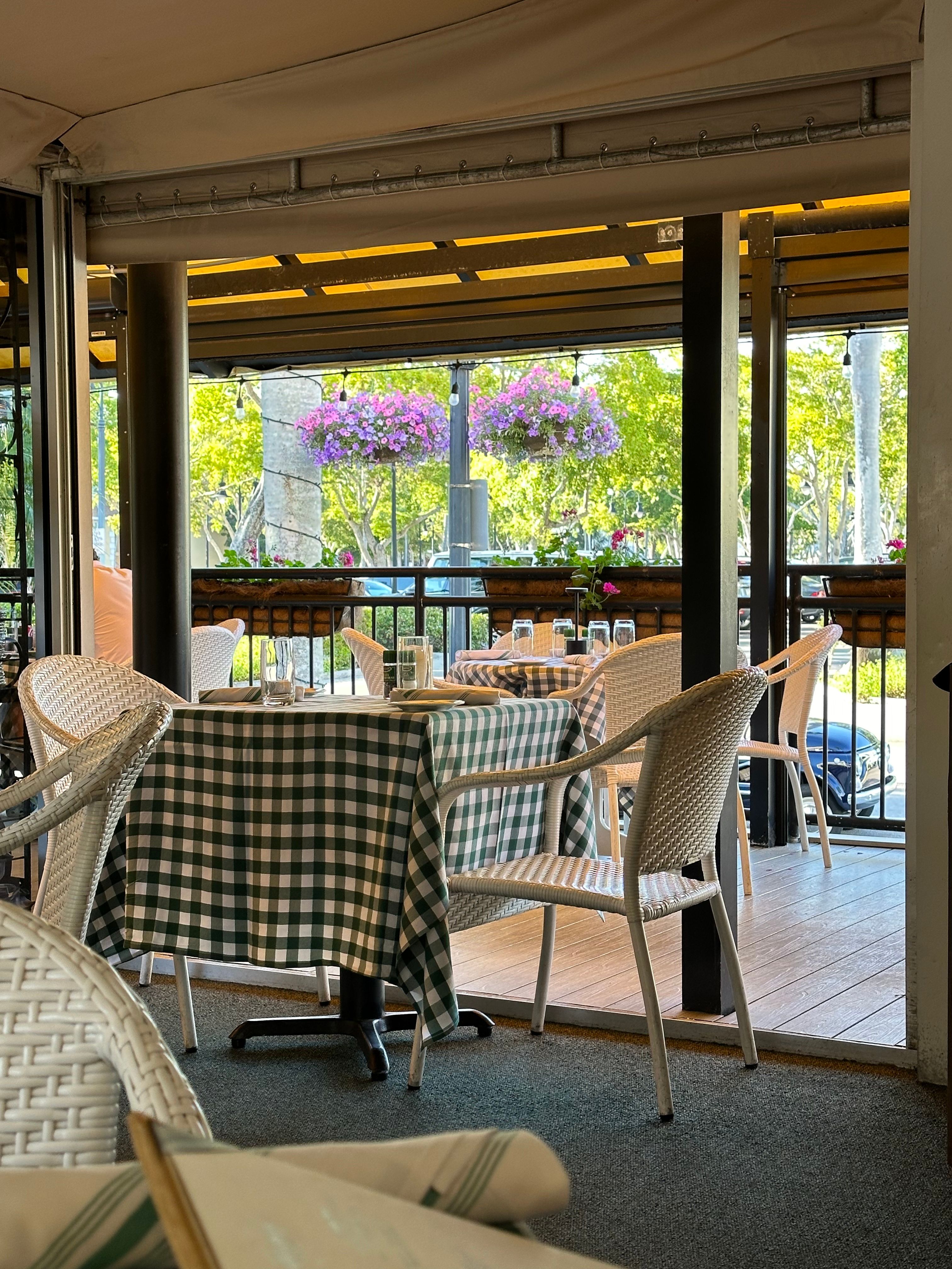 Ridgway Bar & Grill | Naples, Florida, United States | Venue Report
