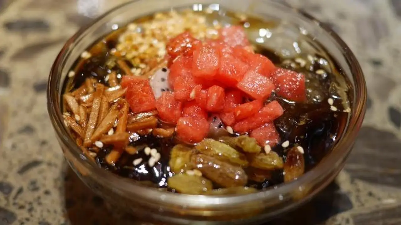 Xiao Long Kan Hotpot 小龙坎火锅 - Bugis, Singapore, 