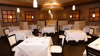 Una foto del restaurante Ernie's Food & Spirits