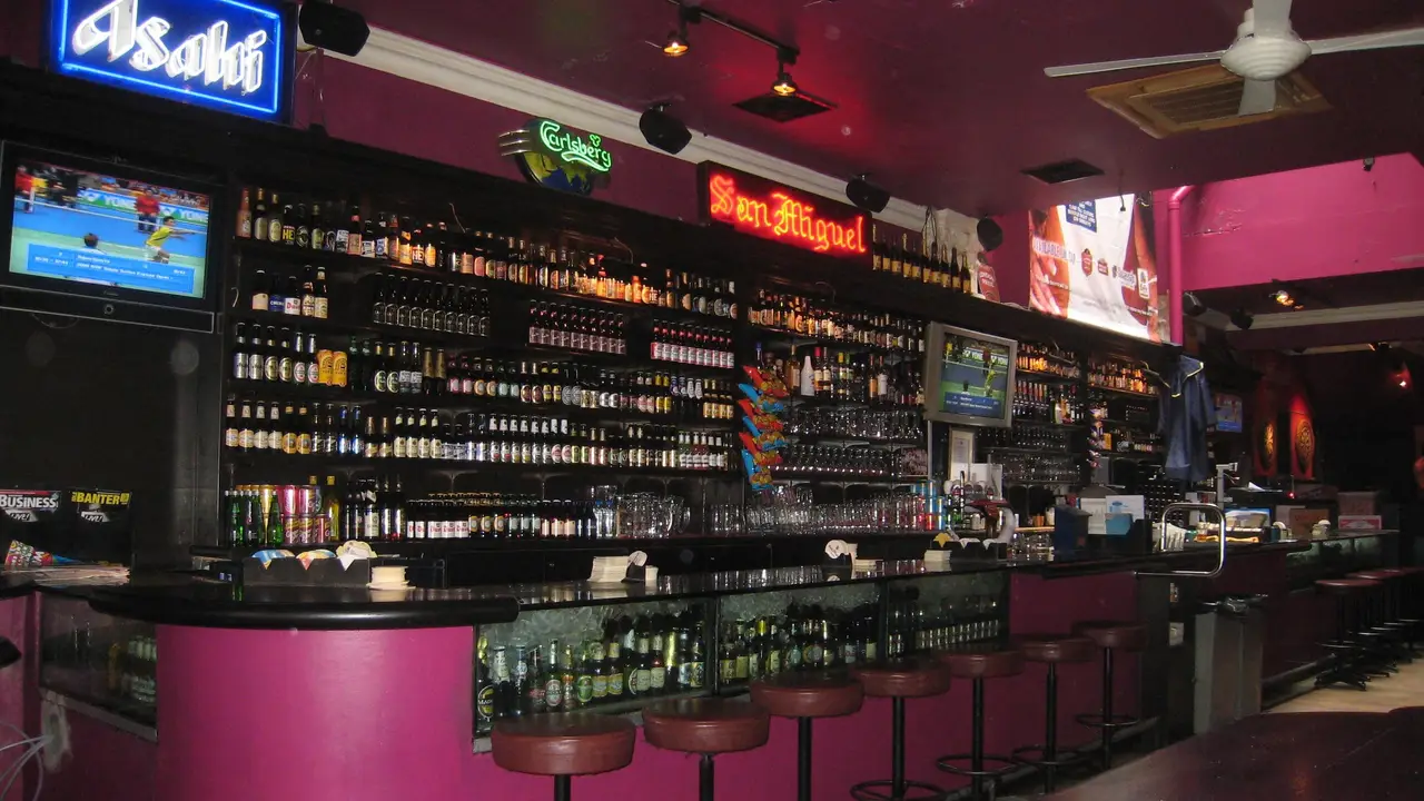 Ice-Cold Beer - Updated 2025, Bar And Lounge in Singapore
