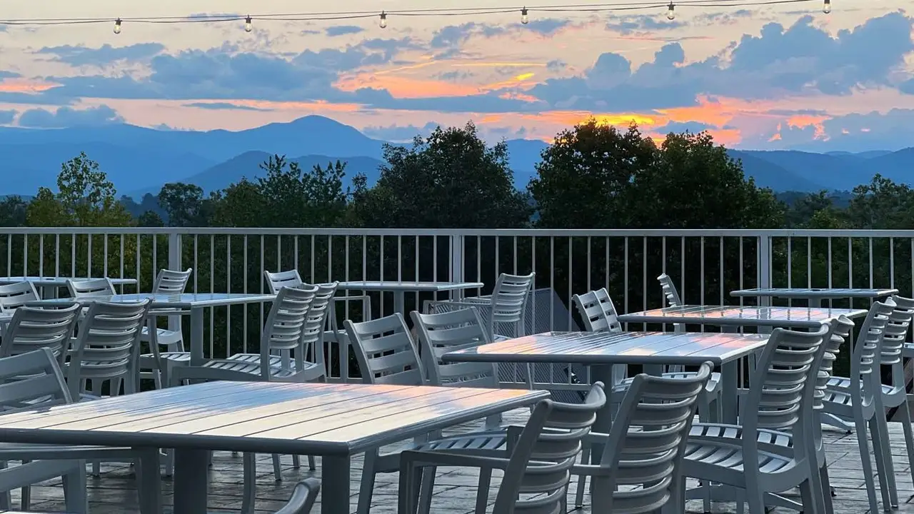 Elevations Chophouse at SKYLARANNA, Hendersonville, NC