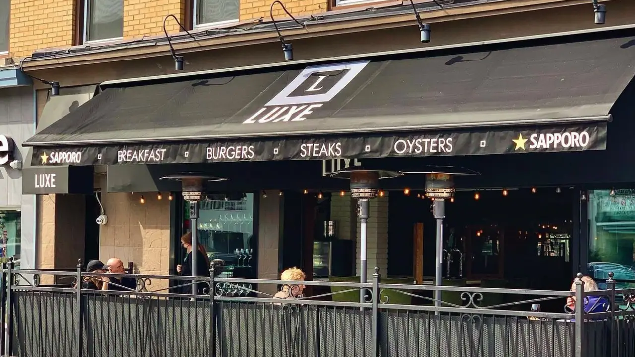 Luxe Bistro, Ottawa, ON