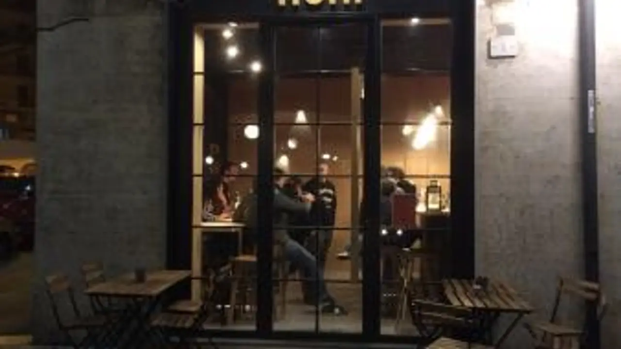 Nori Sushi Bar, Naples, CM