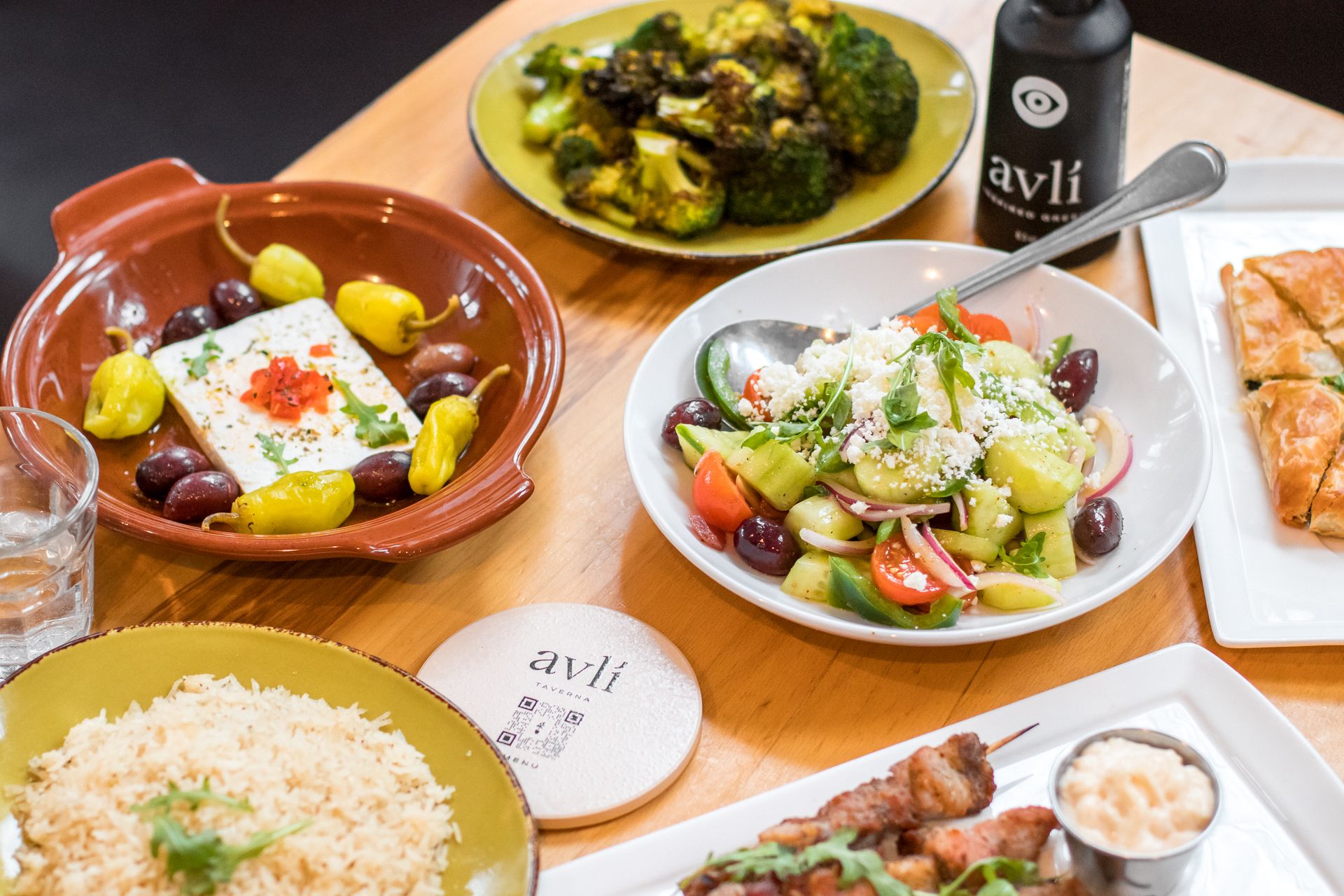 Avli Taverna - Lincoln Park | Chicago, Illinois, United States | Venue ...