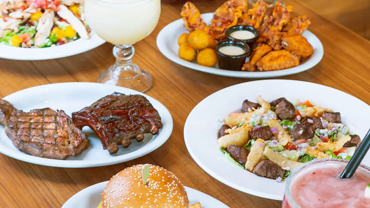 Texas Roadhouse - Mckinley, Taguig, Metro Manila