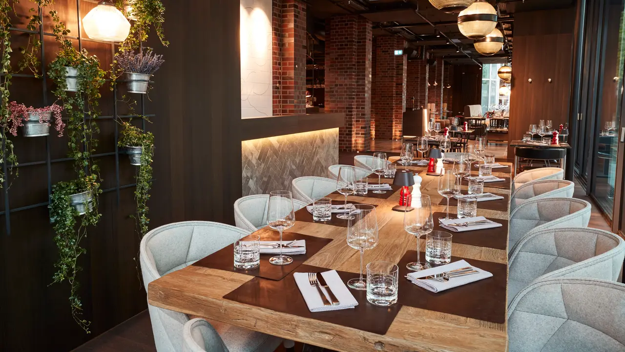 STADTHAUS Restaurant & Bar, Hamburg, HH