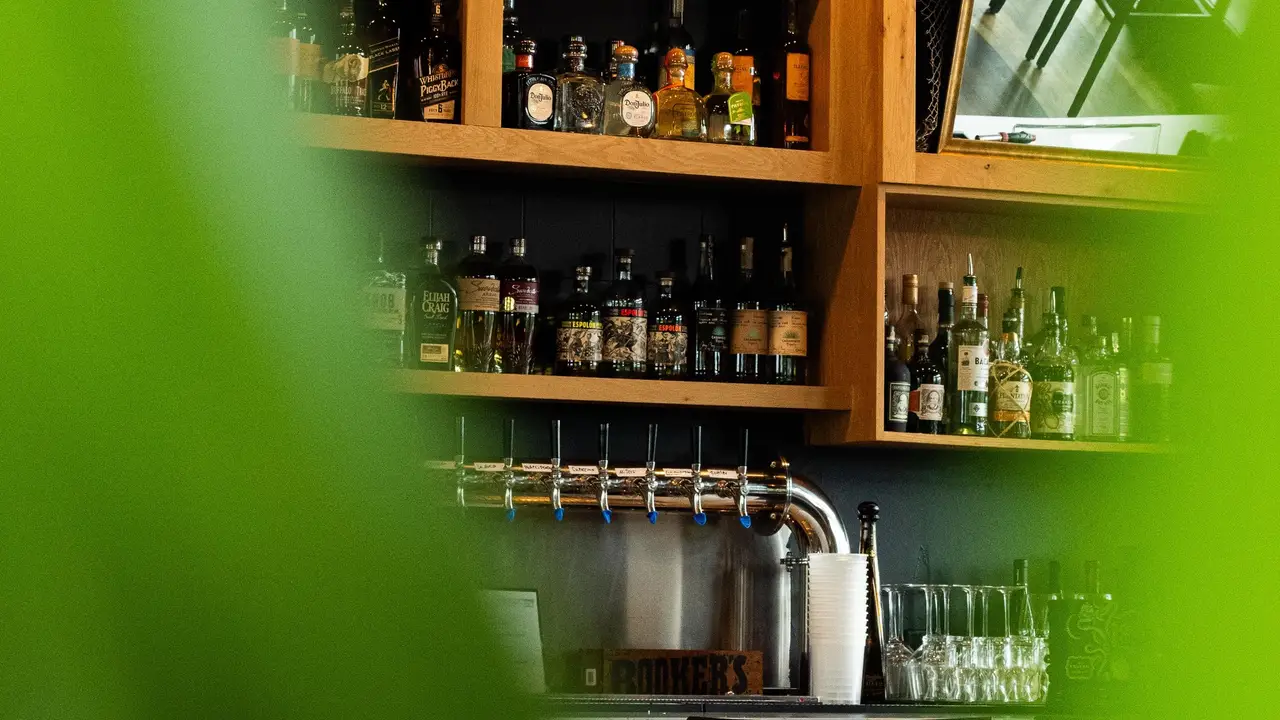 The Kraken Room, Willoughby, OH