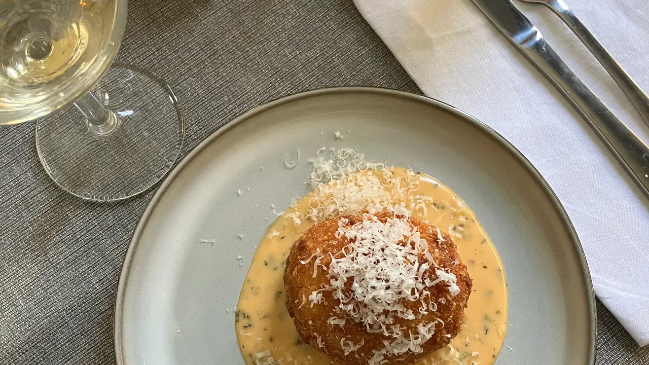 Honeyed Feta &amp; Figs with Wine - Bonbon，London