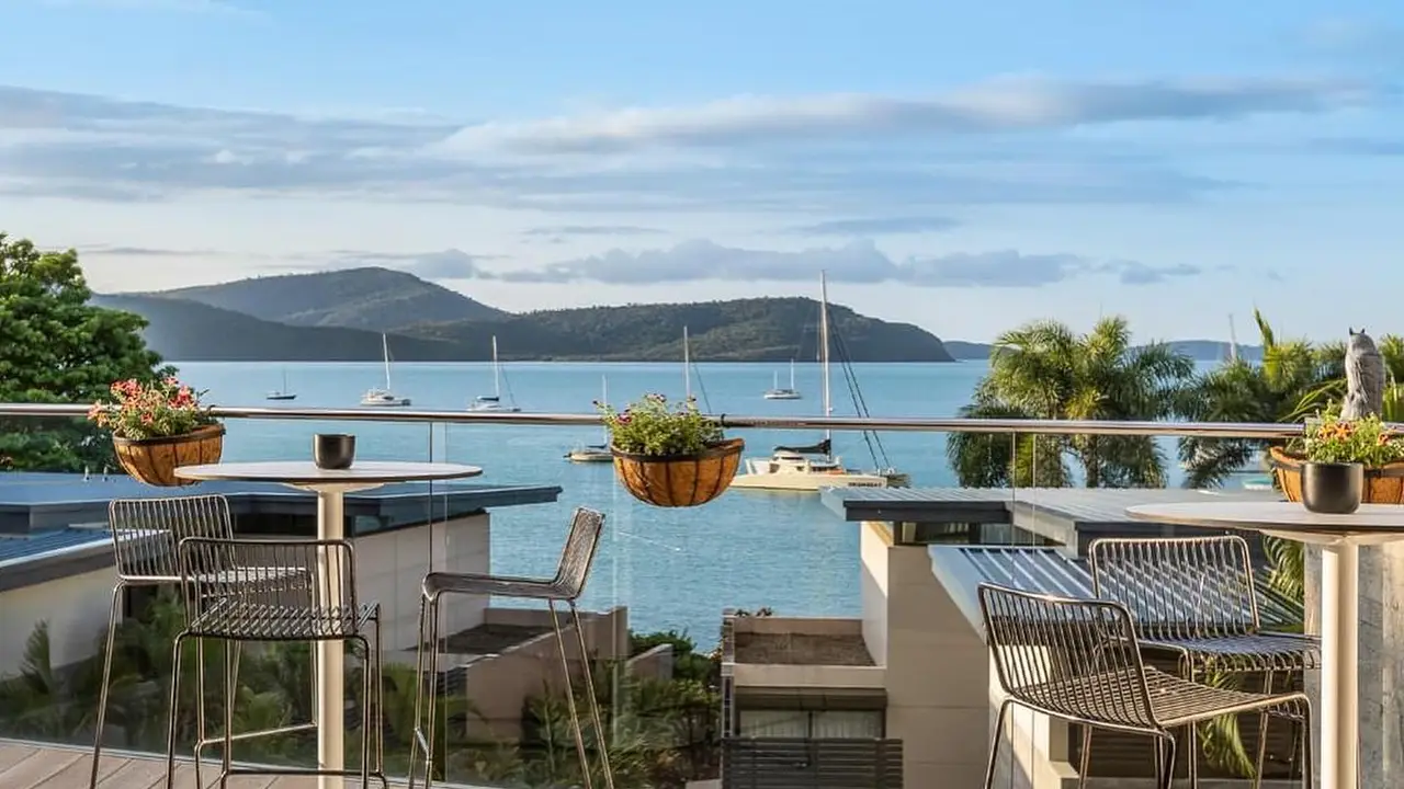 Beautiful views, stunning dishes, just relax - Whisper Restaurant And Gin Bar, Cannonvale, AU-QLD