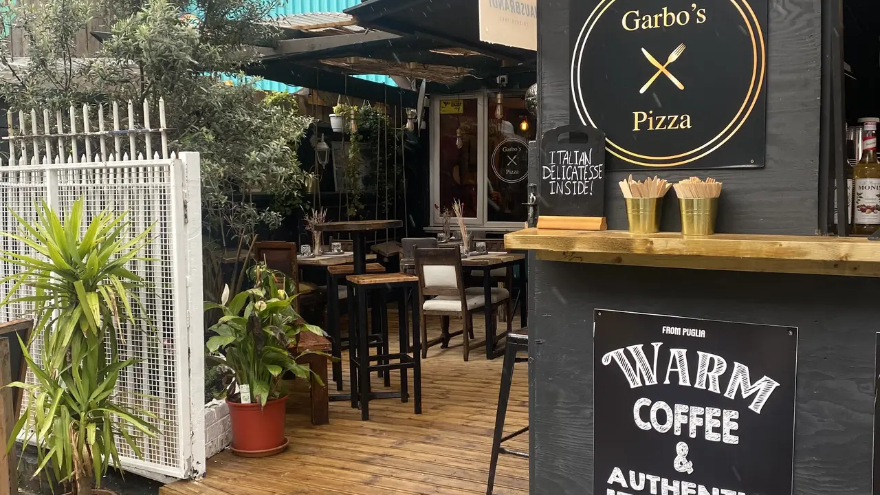 Garbos Pizza, London, Greater London
