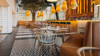 Foto von Monterosso - El Salvador Restaurant
