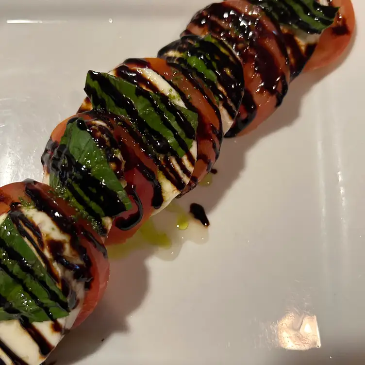 Caprese Salad - Roberto's Restaurant, Ogunquit, ME