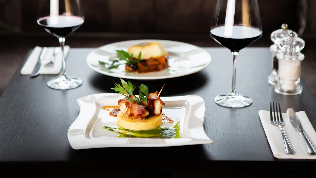 Our beautiful dishes paired with our red wine - Buon Gusto North Yorkshire Harrogate