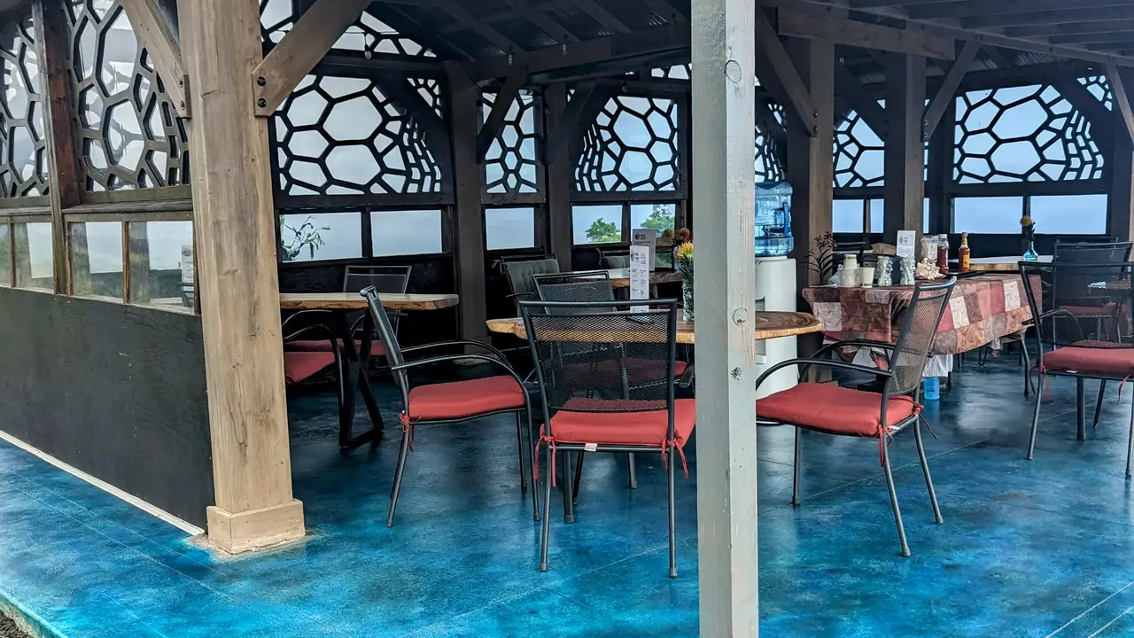 Elevated Farm to Table dining with a majestic view - Mauka to Makai: A Local Eatery at Manadina Farm, Naalehu, HI