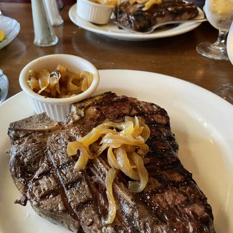 Porterhouse Steak and Seafood - Little Canada, Little Canada, MN