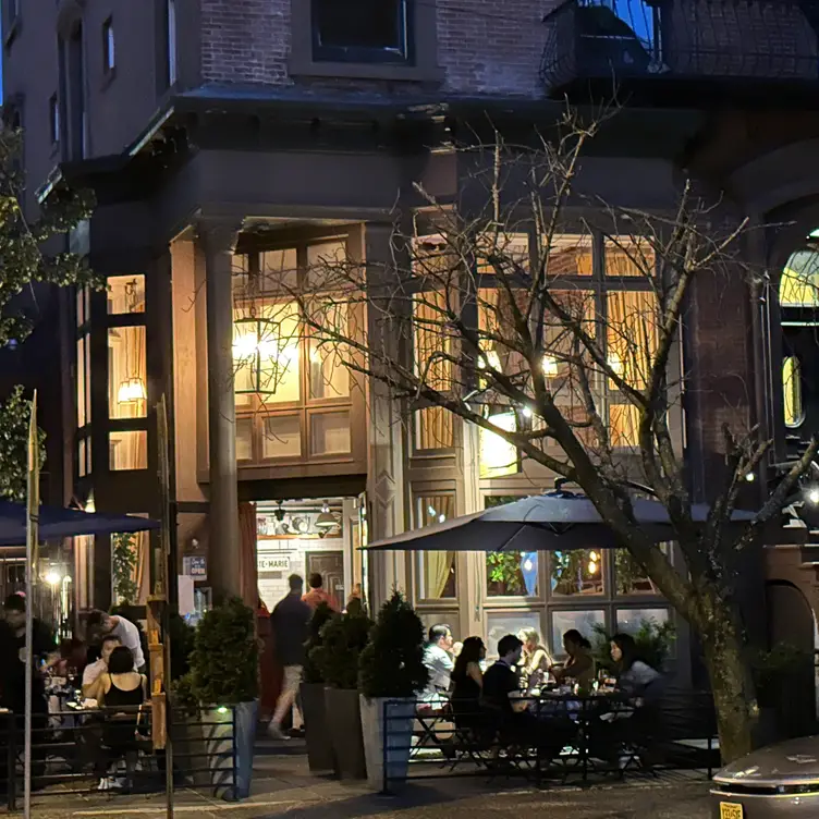 Satis Bistro - Jersey City, Jersey City, NJ