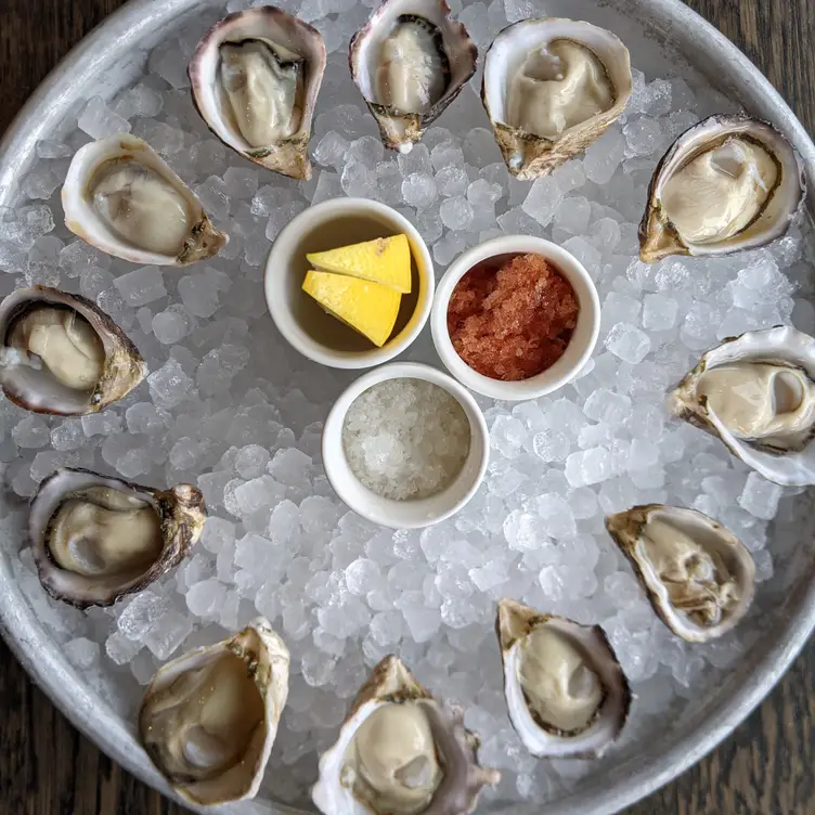 Fresh PNW Oysters  - NORMANDIE, Portland, OR
