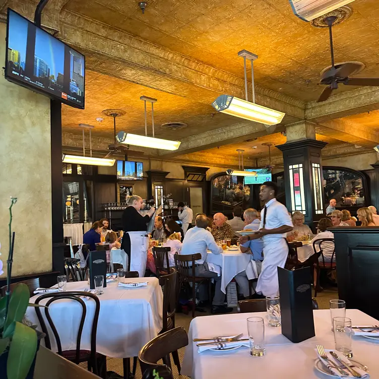 Superior Seafood, New Orleans, LA