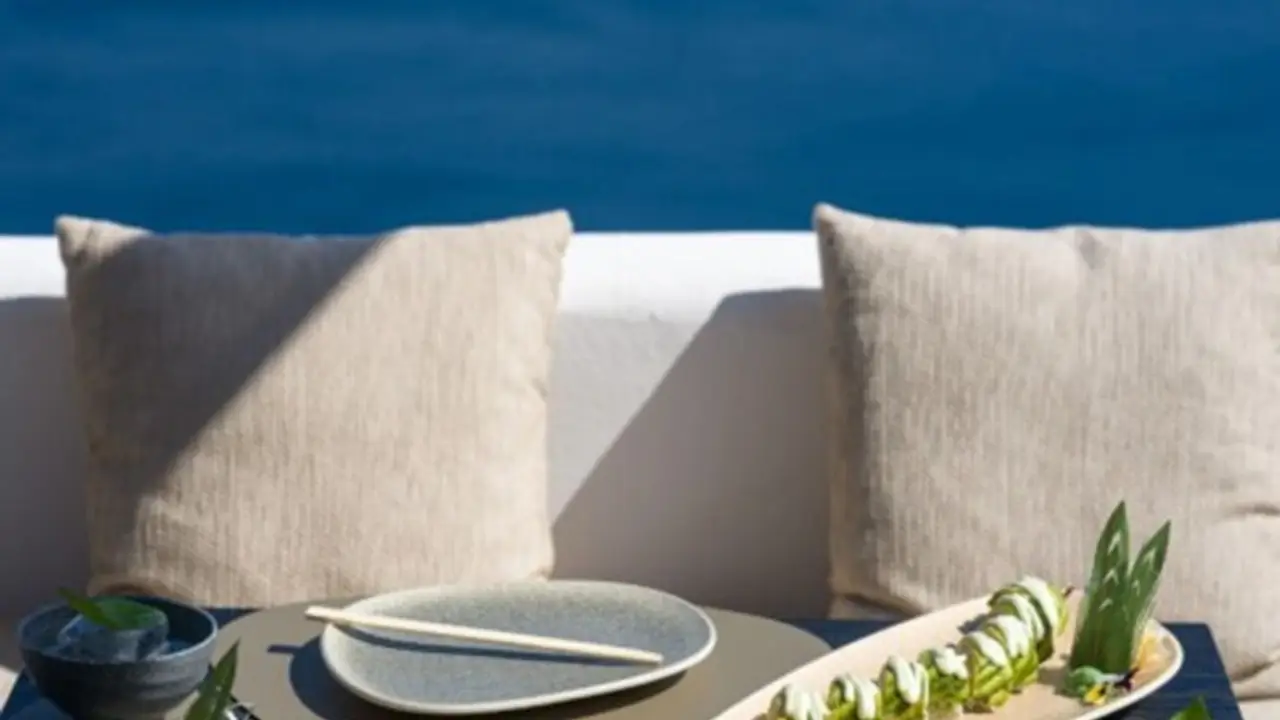 Bliss Lounge Bar, Oia, Santorini