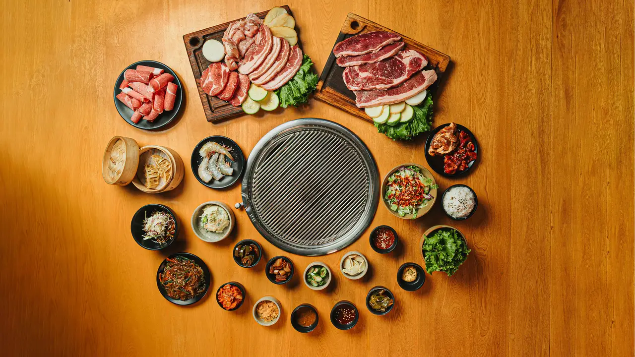 Korean Barbecue tradicional en parrillas al carbón - K Grill Av México, Guadalajara, JAL