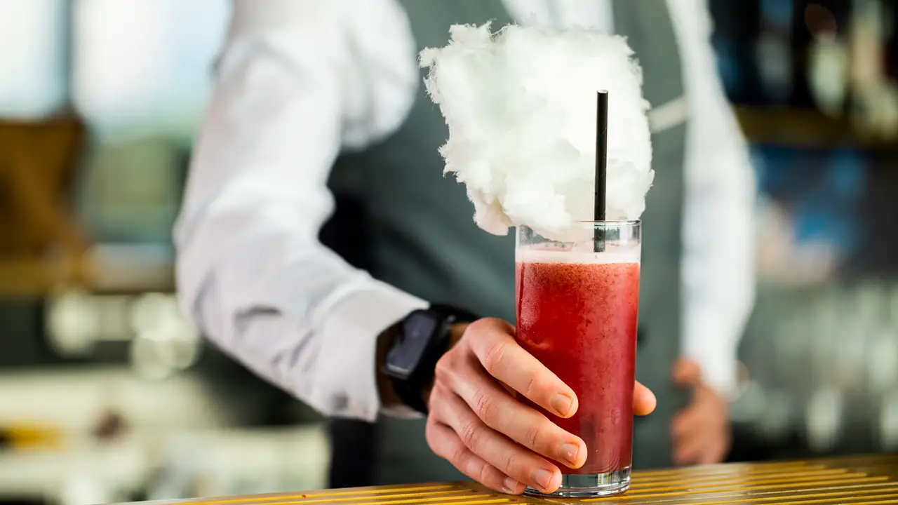 Relax in the clouds at the Level8ight Skybar. - LEVEL8IGHT The Sky Bar, Bournemouth, Dorset