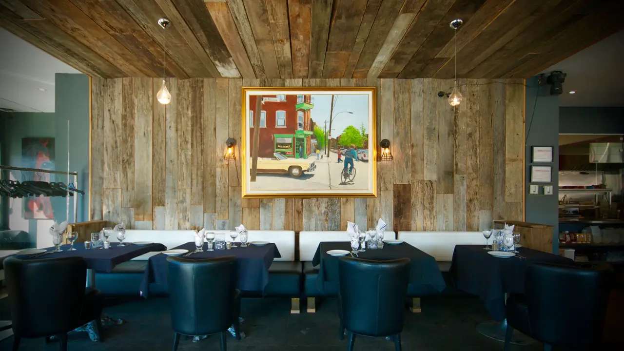 Section chic contemporaine  - Meteora Grillhouse & Bar, Saint-Sauveur, QC