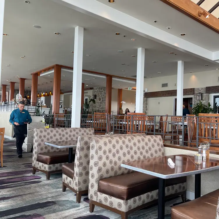 Pacific's Edge, Carmel, CA