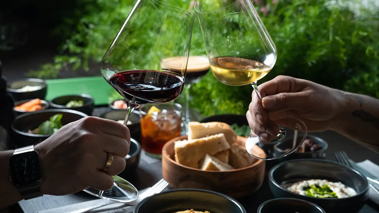 KEBAB | MEZZE | WINE - TenInch, München, BY
