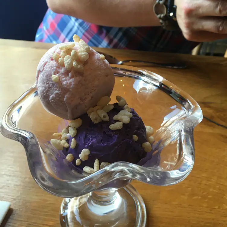 Pyesta, Cheltenham, Gloucestershire